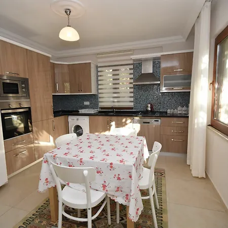 Kay1400 Hakan 4 Bedrooms Villa Oludeniz