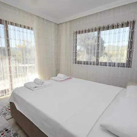 Kay1400 Hakan 4 Bedrooms Villa Oludeniz